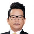 性女公司跪着伺候被调教
